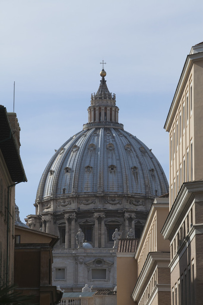 Pietarin basilikan kupoli
 - Valokuva, kuva