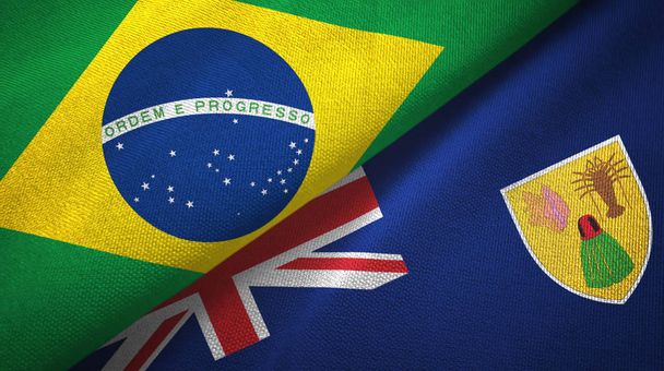 Brasil y Islas Turcas y Caicos dos banderas tela textil, textura de la tela
 - Foto, Imagen
