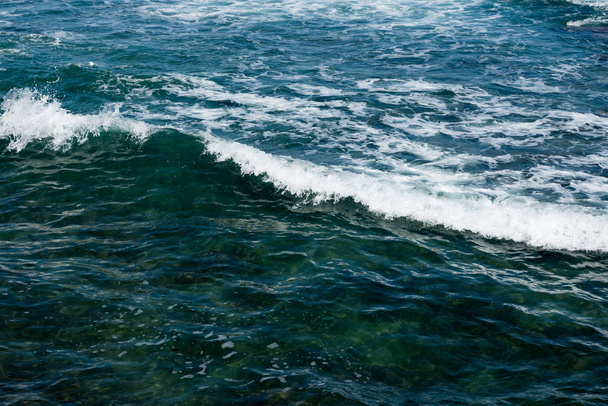 θέα κύματα ανοιχτής θάλασσας - Φωτογραφία, εικόνα