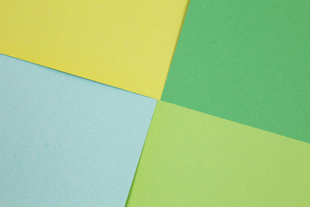 színes papírlap. Sok színes lapok kemény összetétele határozza meg. háttér színes papír. - Fotó, kép