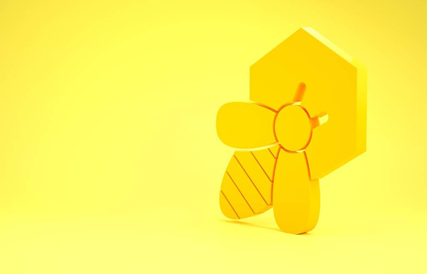 Żółta pszczoła i ikona plastra miodu odizolowane na żółtym tle. Komórki miodu. Pszczoła miodna lub małpa z symbolem skrzydeł. Latający insekt. Słodkie naturalne jedzenie. Koncepcja minimalizmu. Ilustracja 3d - Zdjęcie, obraz