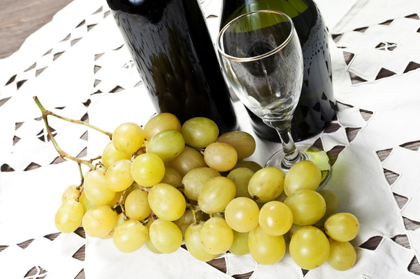 Víno a hrozny - Fotografie, Obrázek