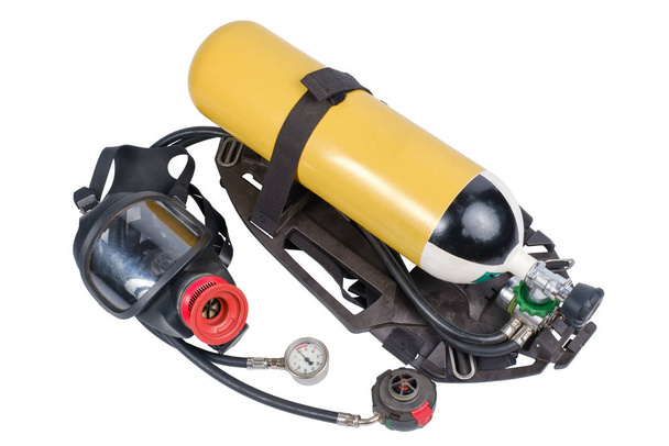 Breathing Air Cilinder Assembly en Full Facepiece Respirator voor geïsoleerde brandweerlieden - Foto, afbeelding