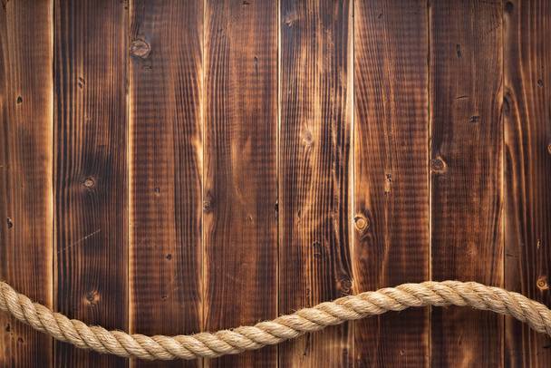 corde de bateau à fond en bois
 - Photo, image