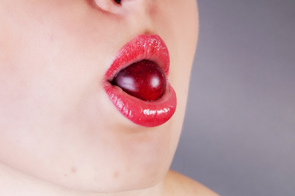 dívku jíst třešně - Fotografie, Obrázek