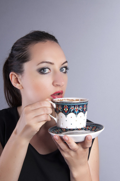 Üzletasszony kávét iszik - Fotó, kép
