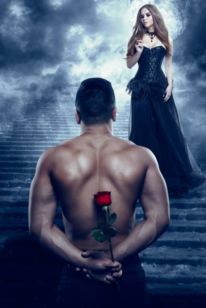 Romantic Couple, Man give Flower to Woman, Sexy Lover with Rose - Foto, imagen