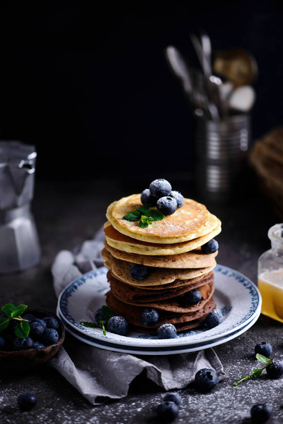 Chocolate ombre pancakes.dark photo - Fotoğraf, Görsel