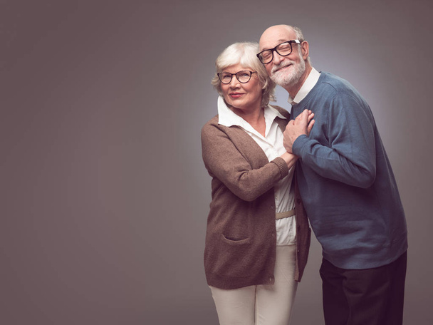 Senior couple embracing - Foto, afbeelding