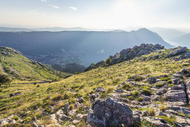 Góry, nad Zatoką Kotorską - Zdjęcie, obraz
