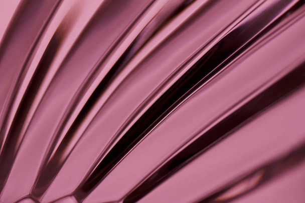 abstrakte Kunst Hintergrund der modernen Bleikristallglas Textur mit einem flüssig-wie wirbelnden Design reflektiert glühende rosarot Farbe - Foto, Bild