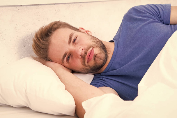 Tips sleeping better. Maintaining consistent circadian rhythm is essential for general health. Man handsome guy sleeping. Get enough amount of sleep every night. Bearded man sleeping face relaxing - Foto, Imagem