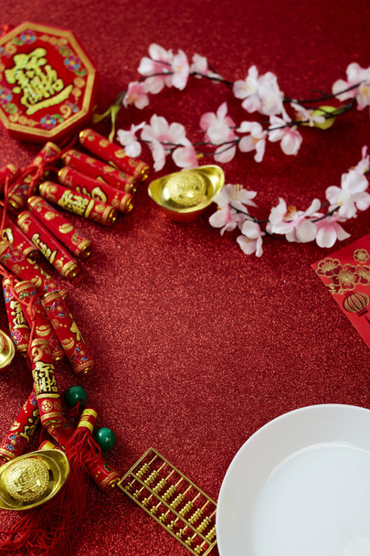 Décorer Nouvel An chinois festival sur rouge
 - Photo, image
