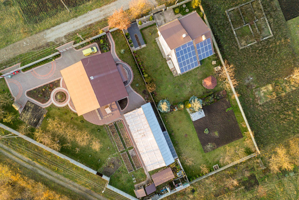 Légifotó kis település vagy falu sora residenti - Fotó, kép
