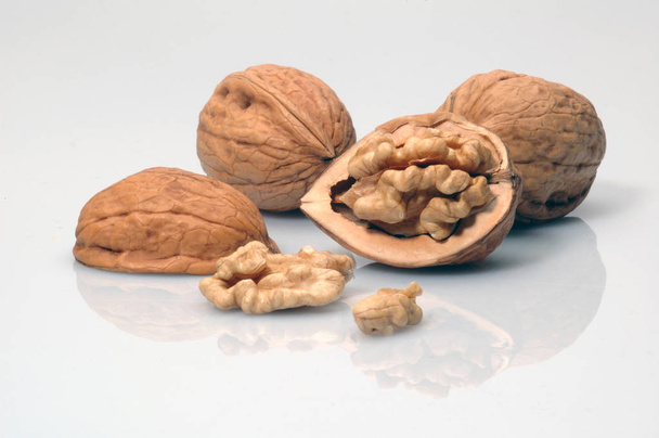 walnuts, brown nuts, food - Fotografie, Obrázek