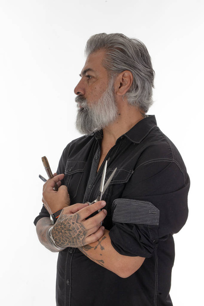 man barber old school vintage mature style hair bearded - Foto, afbeelding