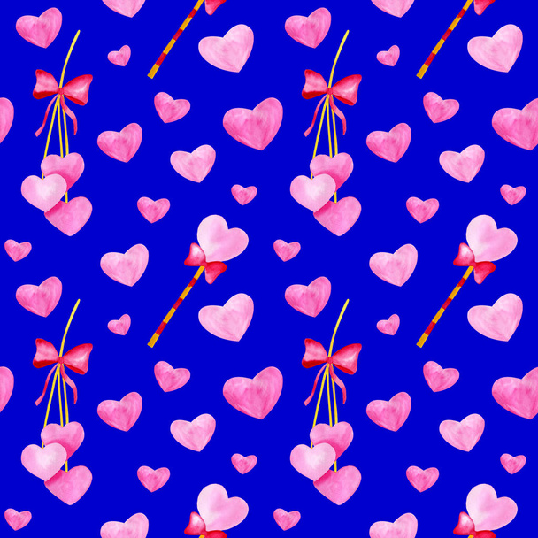 Akvarell piros íj rózsaszín szív és tündér pálca zökkenőmentes minta elszigetelt kék háttér. Aranyos kézzel rajzolt szerelem illusztráció Szent Valentin-nap, Születésnap party, kártya, csomagolás, textil. - Fotó, kép