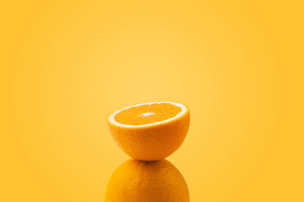 Naranja en rodajas
   - Foto, imagen