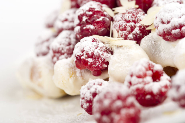 waffles with raspberry powdered sugar powder - Foto, Imagem