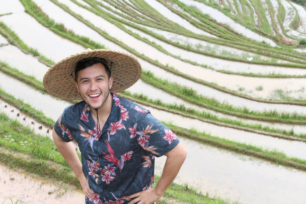 Turizmus a hagyományos rizs ültetvényen - Fotó, kép