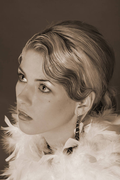 portrait photo of a dressed in the style of the 20s woman - Foto, Imagem