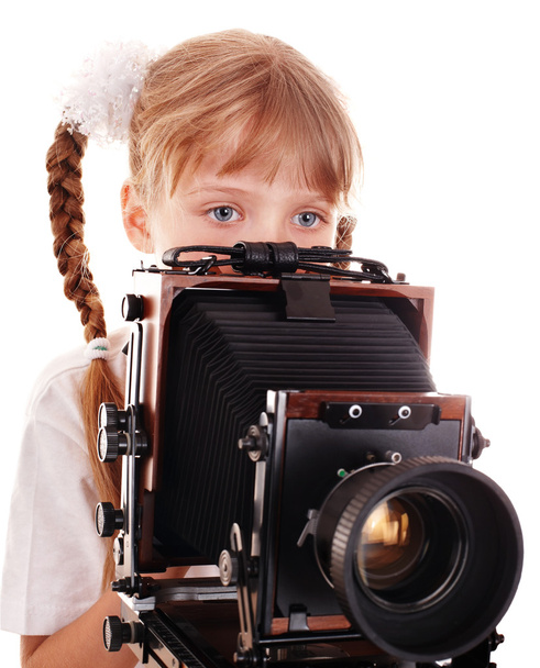 Niño con cámara digital de madera vieja de gran formato
. - Foto, imagen