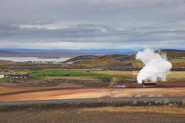 Izland Hverir geotermikus régiója a Myvatn-tó közelében, Izland, Európa - Fotó, kép