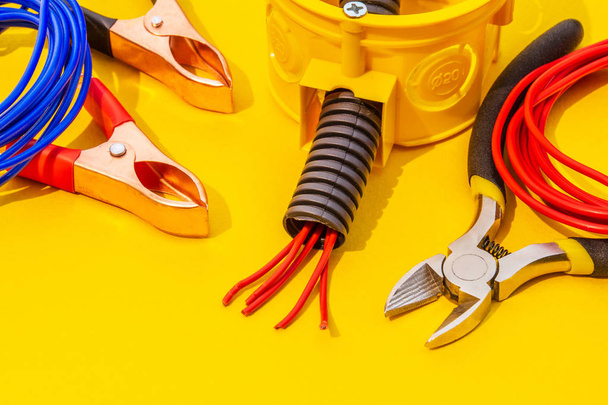 Spare parts, tool and wires for replacement or repair of electrical equipment - Fotografie, Obrázek