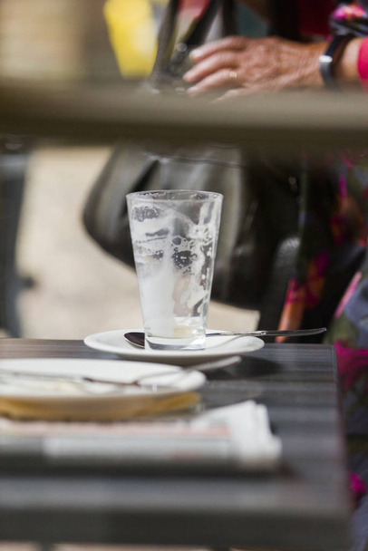Prázdná latte & deska skla - Fotografie, Obrázek