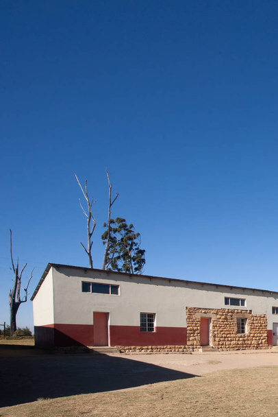 Les bâtiments de la Nazarene Mission School à Piggs Peak, Swaziland, vers juillet 2018 - Photo, image