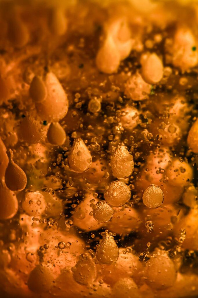 Χρυσές αφηρημένες φυσαλίδες - Φωτογραφία, εικόνα