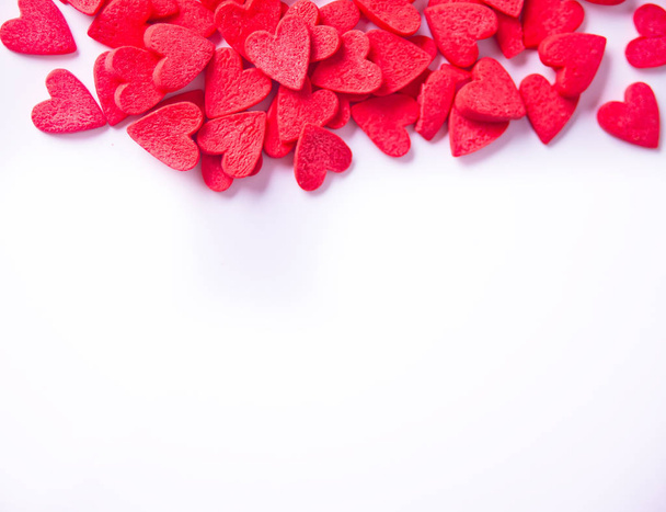 Valentines day background with red heart shaped candies - Foto, Imagem