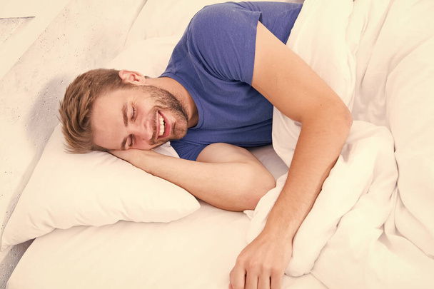 Maintaining consistent circadian rhythm is essential for general health. Man handsome guy sleeping. Get enough amount of sleep every night. Tips sleeping better. Bearded man sleeping face relaxing - Foto, Imagen
