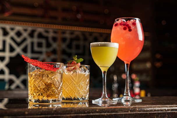 mexican cocktails in the bar - Фото, зображення