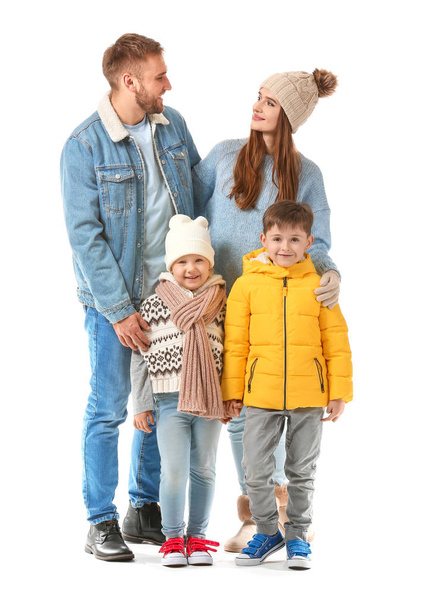 retrato de familia feliz sobre fondo blanco - Foto, Imagen