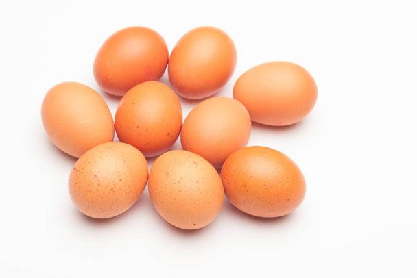 Jaja kurze, surowe jaja świeżo zebrane z gospodarstwa - Zdjęcie, obraz