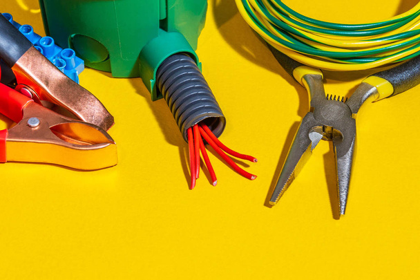 Spare parts, tool and wires for replacement or repair of electrical equipment - Fotografie, Obrázek