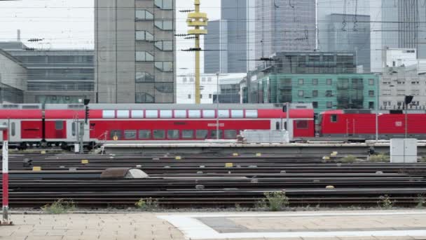 Vonat érkezik - Felvétel, videó