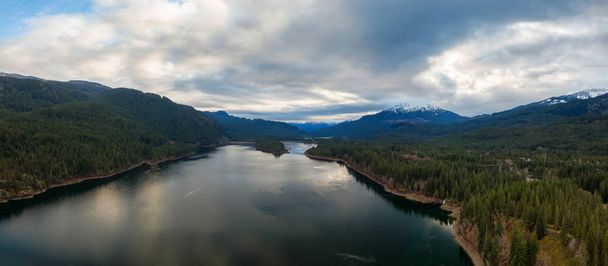 Aerial Panoramic View of Daisy Lake and Sea to Sky Highway in the Canadian Mountain Landscape - Valokuva, kuva