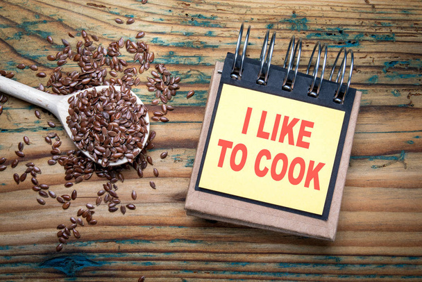 Me gusta cocinar. Comida saludable, aficiones y pasiones concepto
 - Foto, imagen
