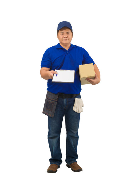 Aziatische delivery man werken in blauw shirt met taille tas voor equi - Foto, afbeelding