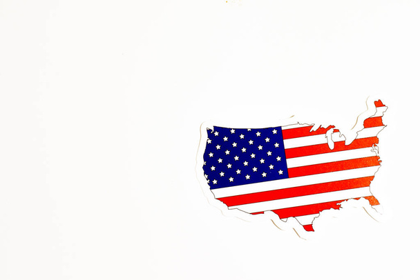 Drapeau national des USA. contour du pays sur fond blanc avec espace de copie. Illustration politique
 - Photo, image