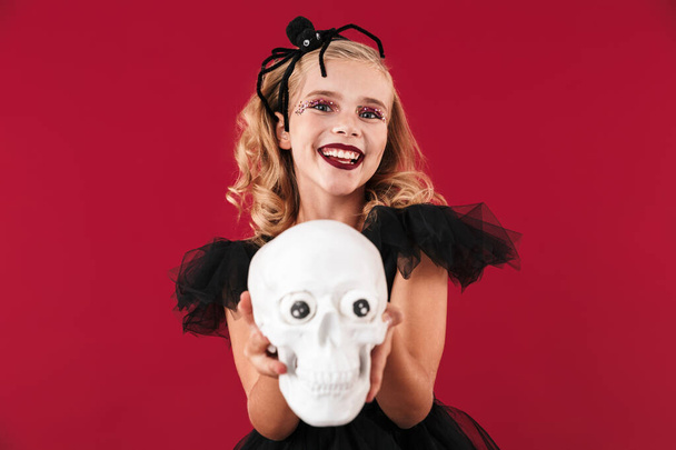Little girl in carnival halloween costume - Foto, immagini