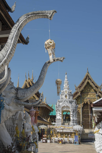 Ταϊλάνδη Lamphun Wat San Pa Yang Luang - Φωτογραφία, εικόνα