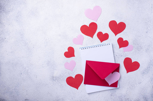 San Valentino sfondo con lettere AMORE
 - Foto, immagini