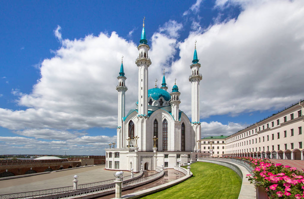 Rusya 'nın Kazan kentindeki Kul-Sharif-Camii - Fotoğraf, Görsel
