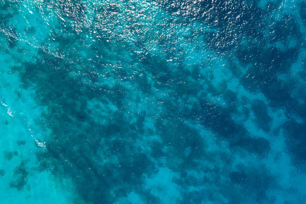 Texture of blue transparent sea water - Fotoğraf, Görsel
