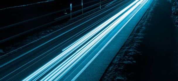 luces de coches con noche - Foto, Imagen
