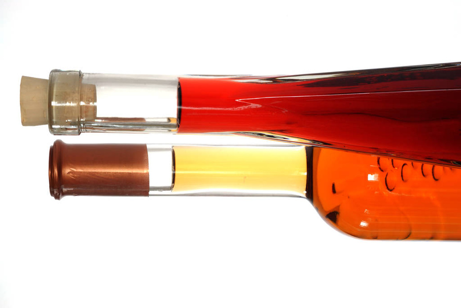 liqueur red-yellow 2 - Photo, image