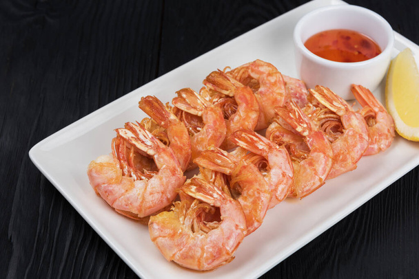 Fried tasty shrimps - Foto, afbeelding